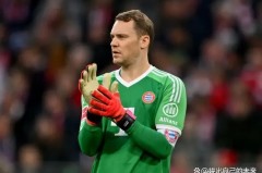 佩德里与队友并肩抗伤病，共筑同窗情谊的足球之旅